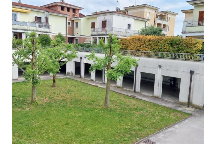 Villa bifamiliare in Vendita Mazzano