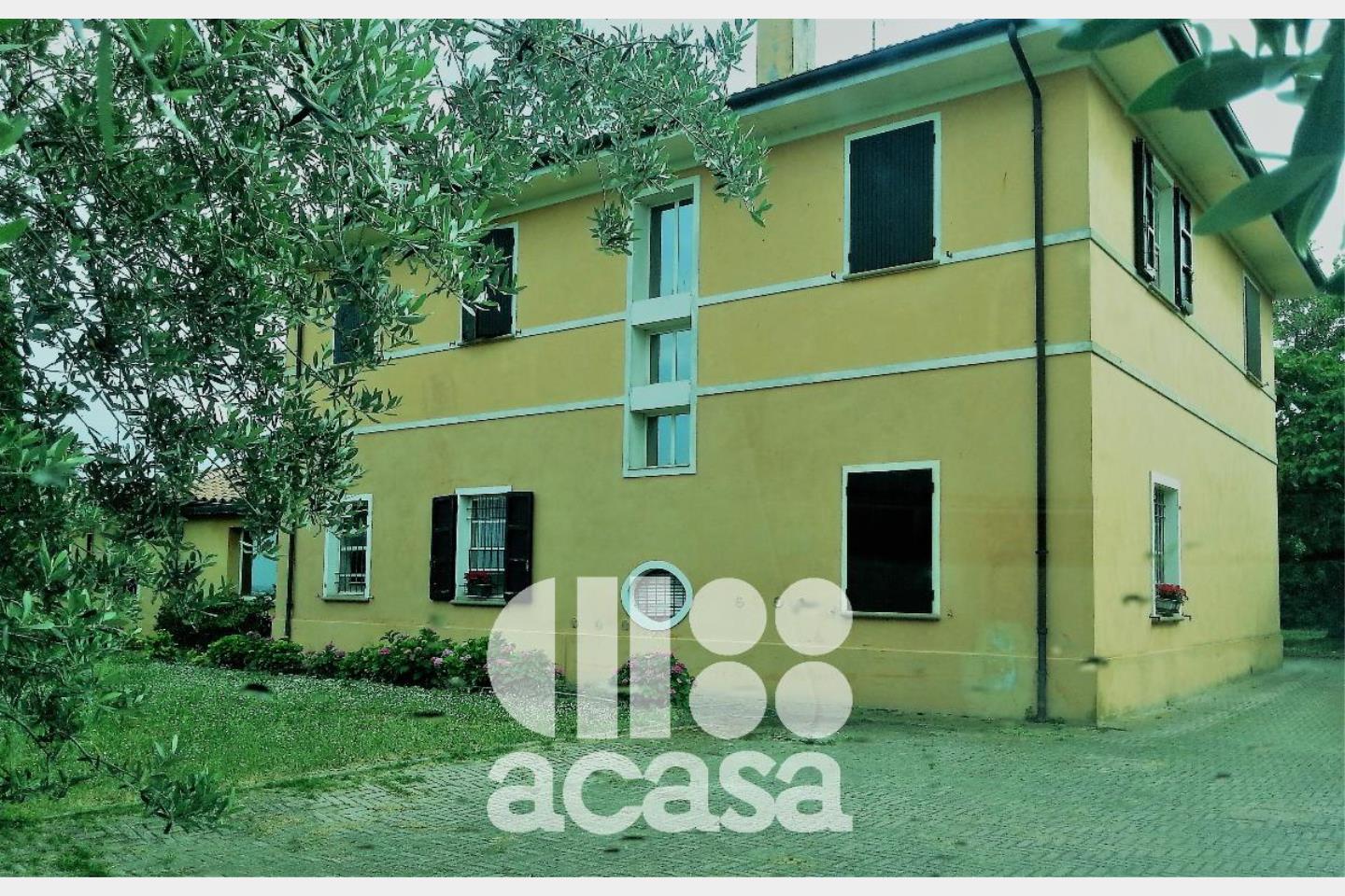 Villa in Vendita Cesena