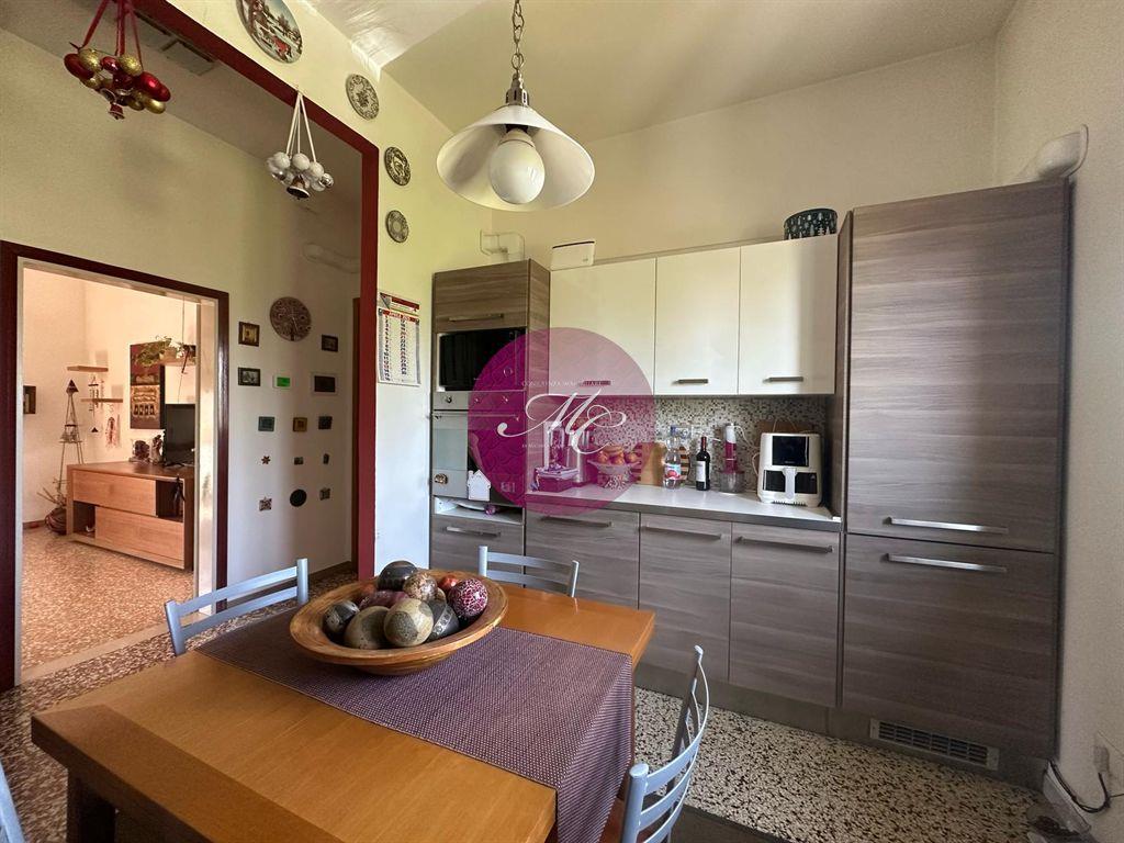 FRAZIONE SANTO STEFANO (RA) - AMPIO APPARTAMENTO CON GARAGE IN ZONA RESIDENZIALE TRANQUILLA