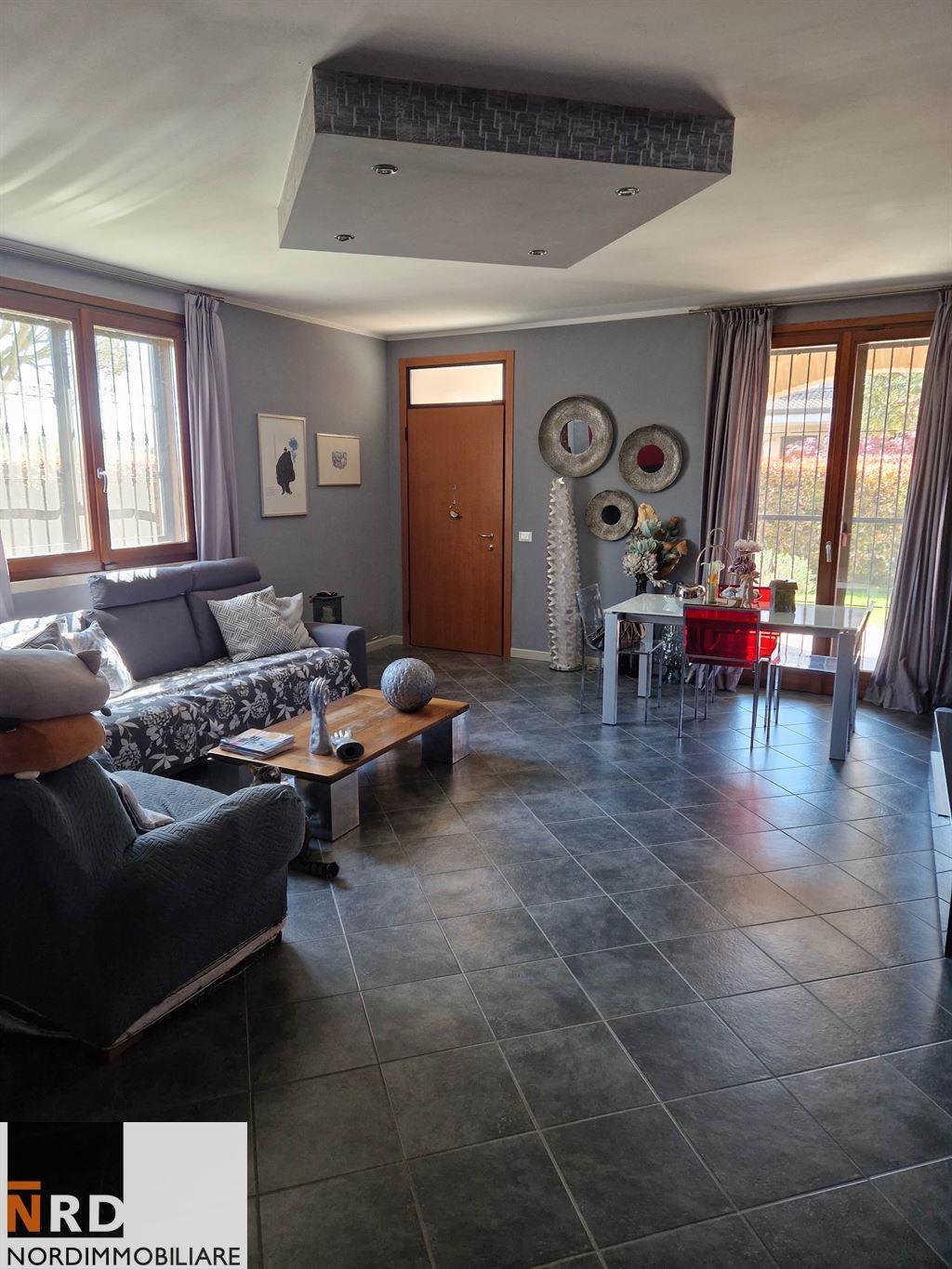 Splendida VILLA BIFAMILIARE di oltre 200 mq