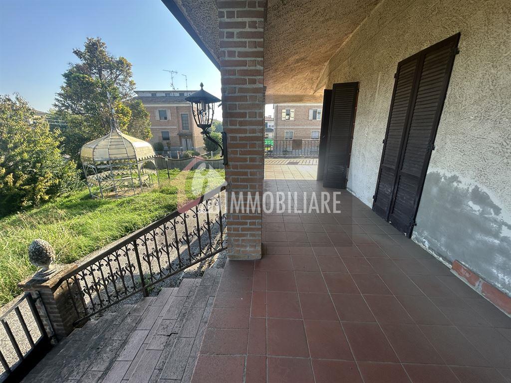 Villa indipendente con giardino vicino a Sabbioneta