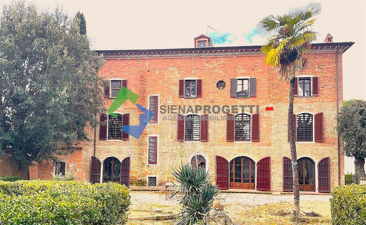 Villa storica con casali e terreni a Petrignano, Castiglione del Lago (PG)