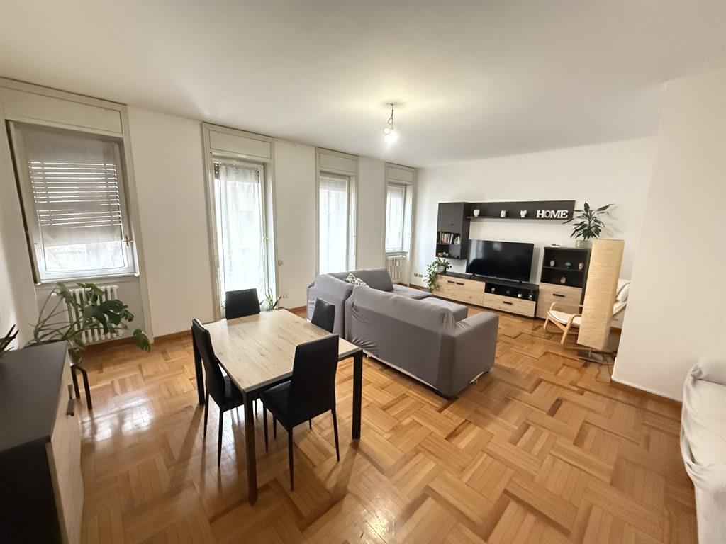 MILANO -  M3 Metropolitana Sondrio - 4 LOC Arredato  - Disponibilità immediata