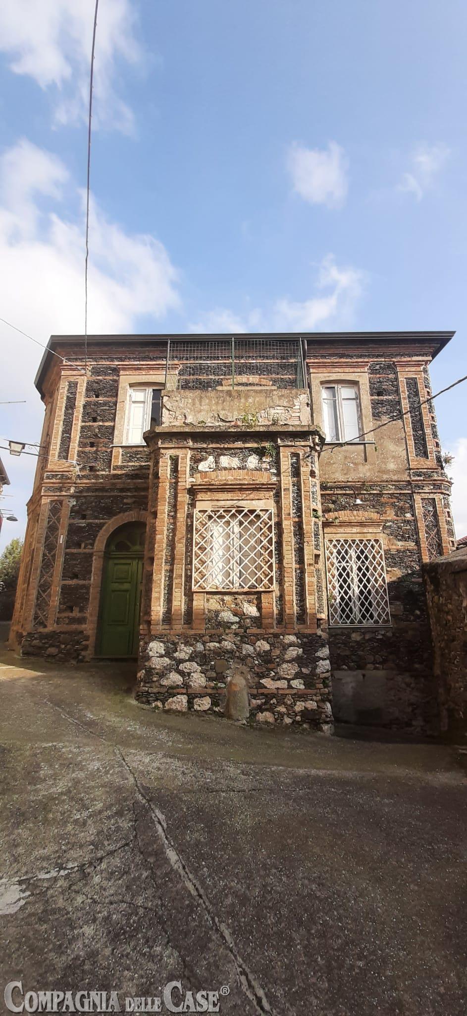 Palazzo del 1600 a Curinga