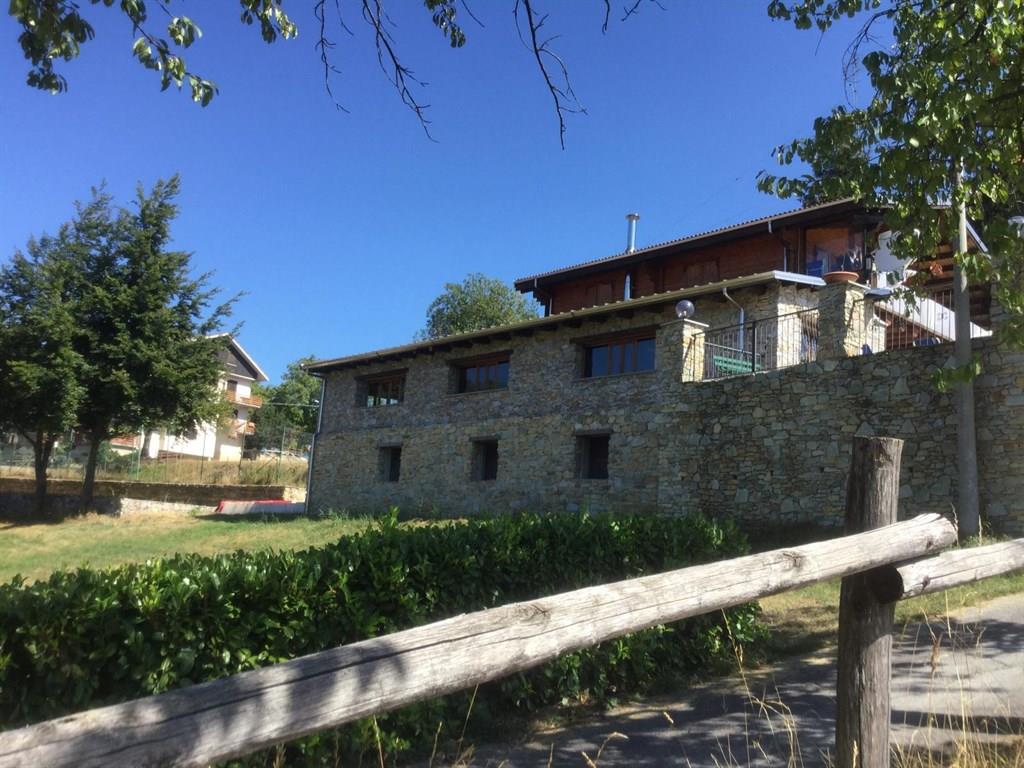 San Giacomo di Roburent (CN) chalet con giardino