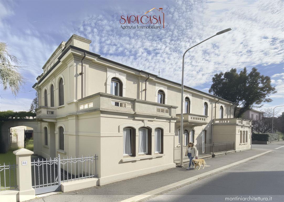 APPARTAMENTO CON INGRESSO INDIPENDENTE, 2 AMPIE CAMERE E CORTE ESCLUSIVA