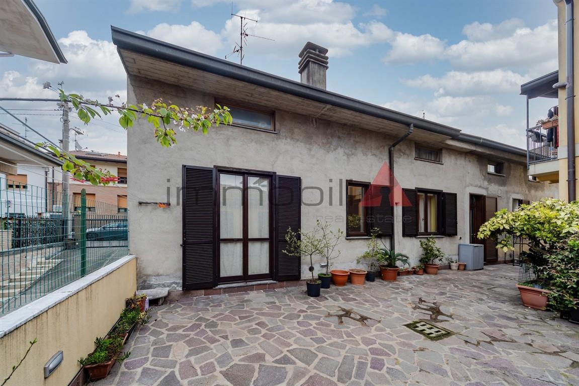 Nova Milanese - Casa semindipendente euro 295.000,00