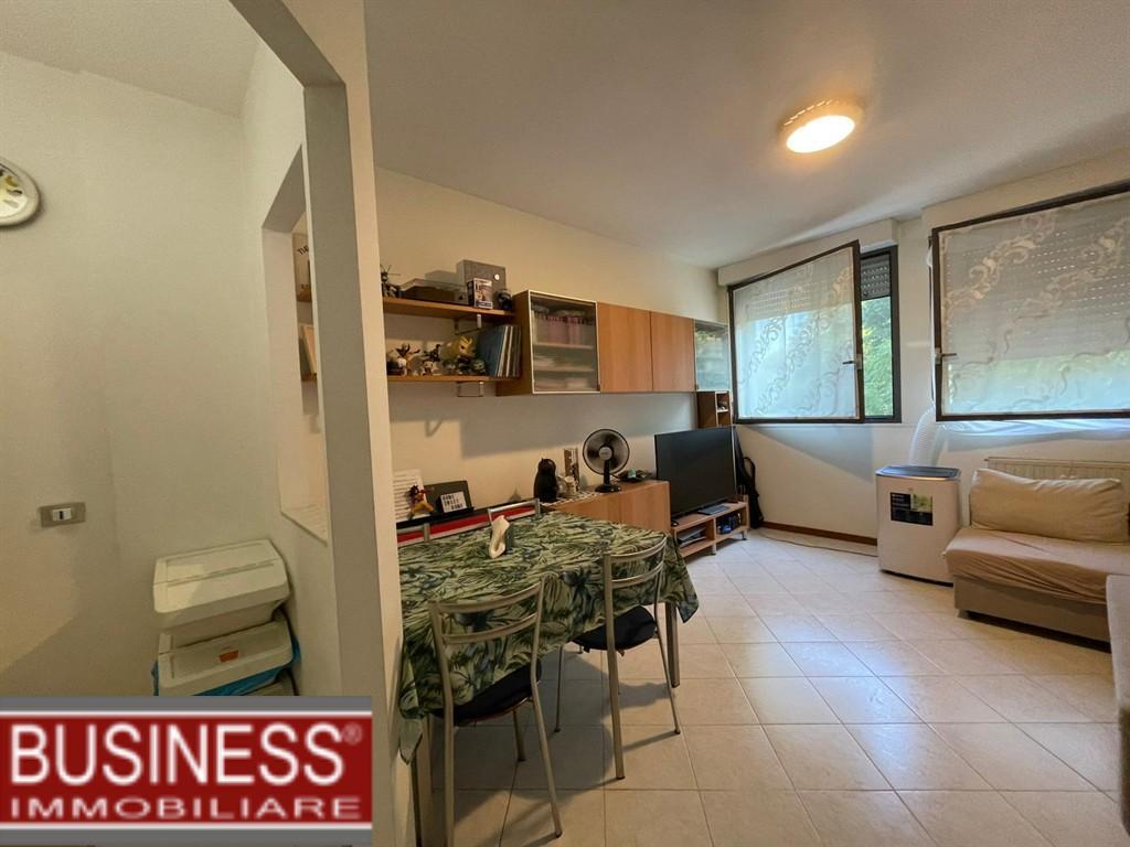 MILANO, MM VILLA SAN GIOVANNI - AMPIO BILOCALE ARREDATO