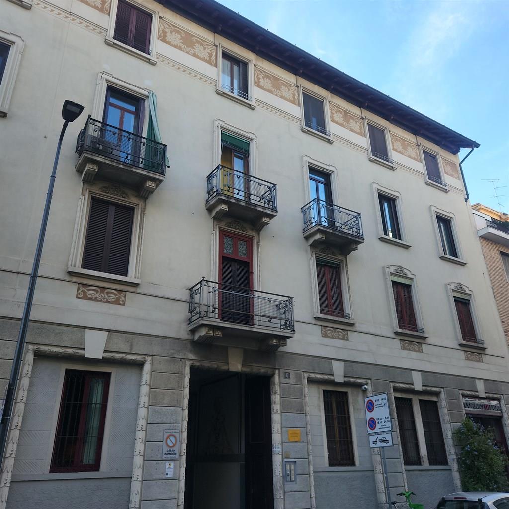 Zona Isola, bilocale arredato. 338.000,00 - Per informazioni: Milano Servizi Immobiliari srl - 02.688.08.11 - zorzini@milanoservizi.eu