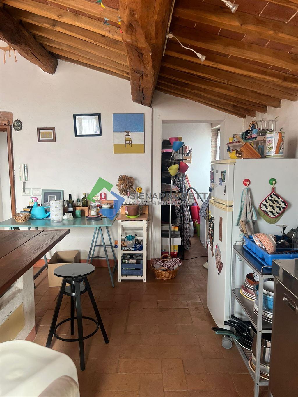 Appartamento ristrutturato a Castelnuovo Berardenga, Siena.