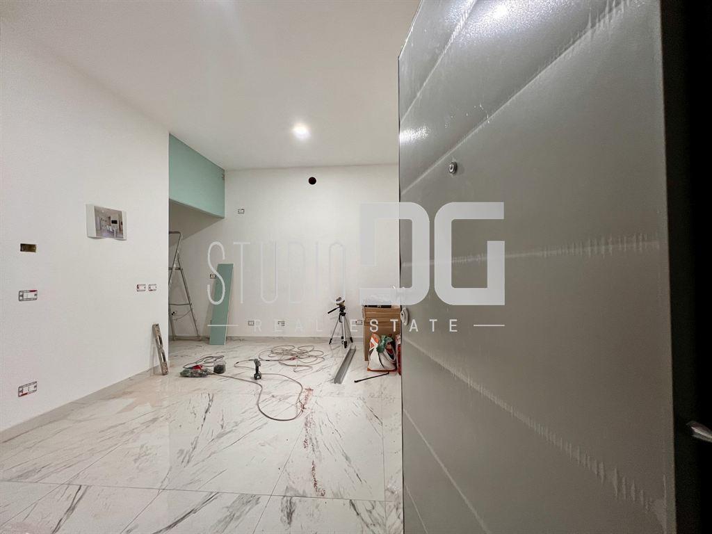 Bilocale su due livelli completamente ristrutturato nel cuore di Limbiate