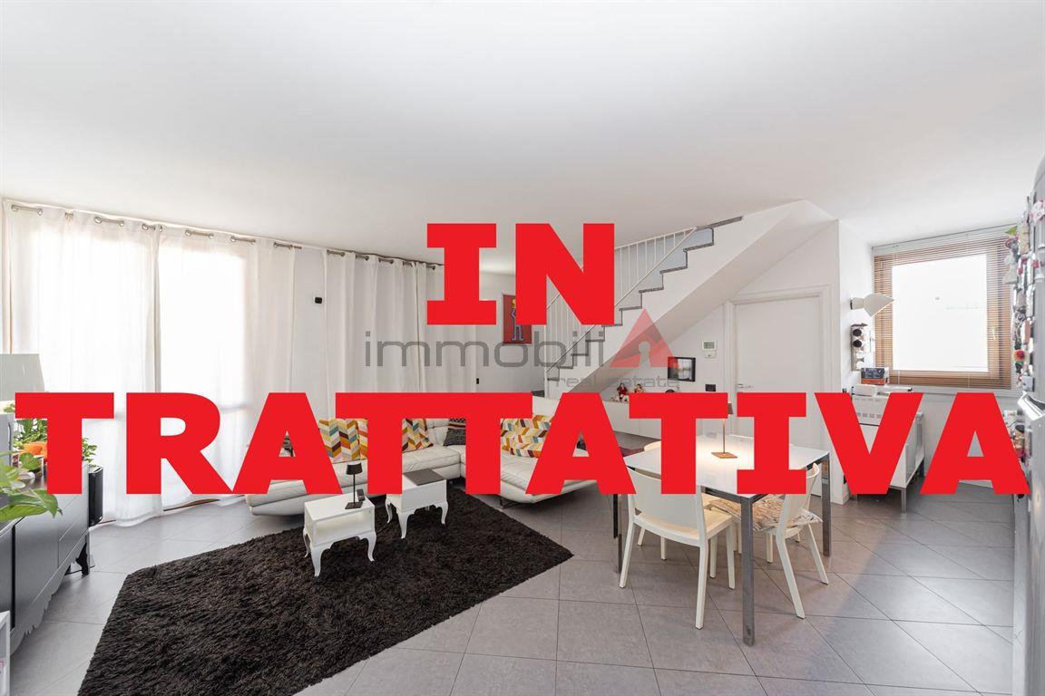 Brugherio centro - 3 locali su 2 livelli Euro 279.000,00