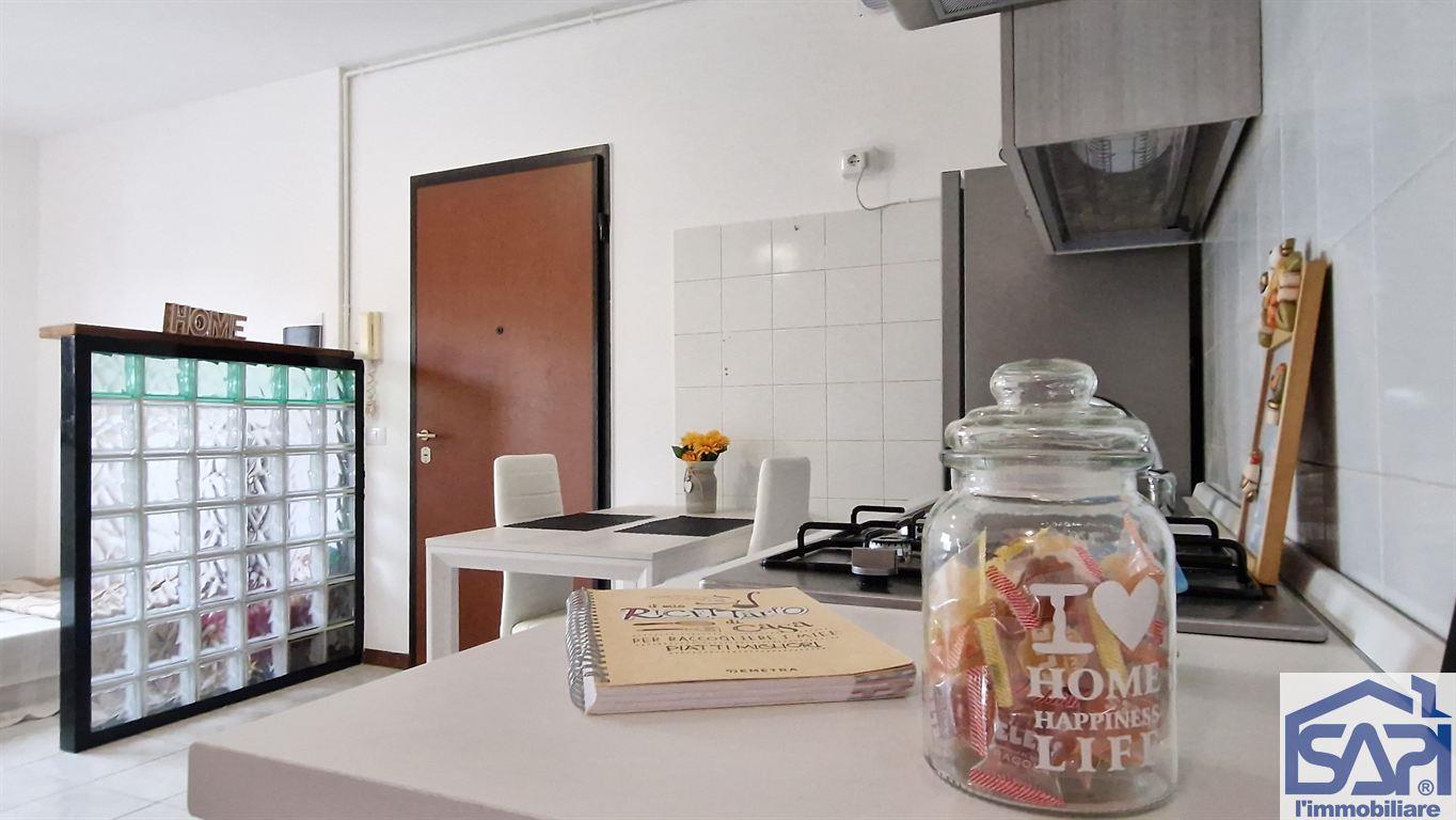 Monolocale arredato in affitto a Caselle Lurani (LO)