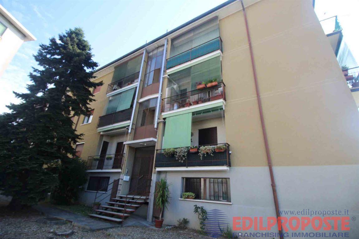 Ampio Trilocale con Box e Cantina a Cermenate