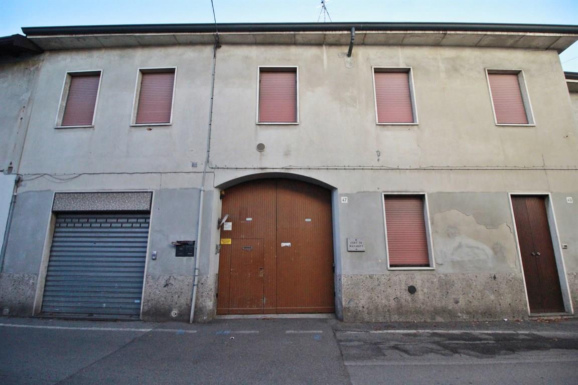 Concorezzo - centro- Unità abitativa ristrutturata di 2 locali oltre servizio