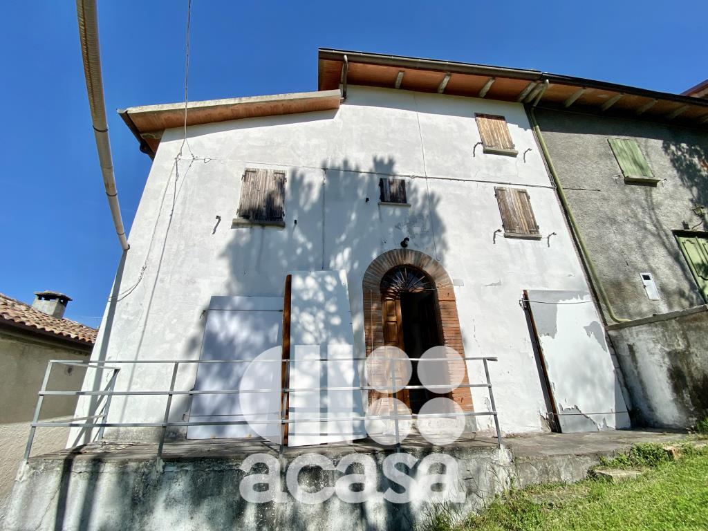 CASALE SEMIINDIPENDENTE MERCATO SARACENO