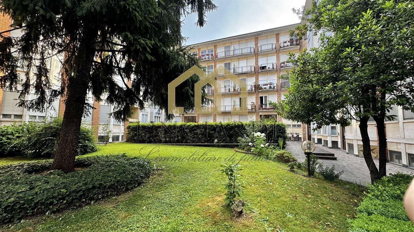 LODI, VIALE RIMEMBRANZE - 3 LOCALI RISTRUTTURATO CON CANTINA