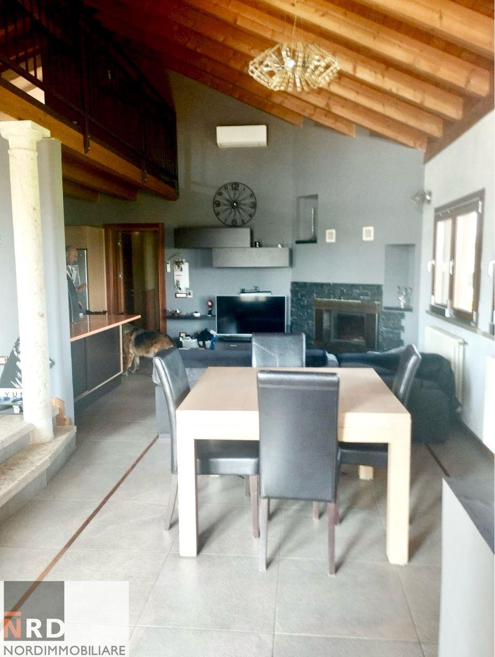 Splendida Villa Singola con Piscina