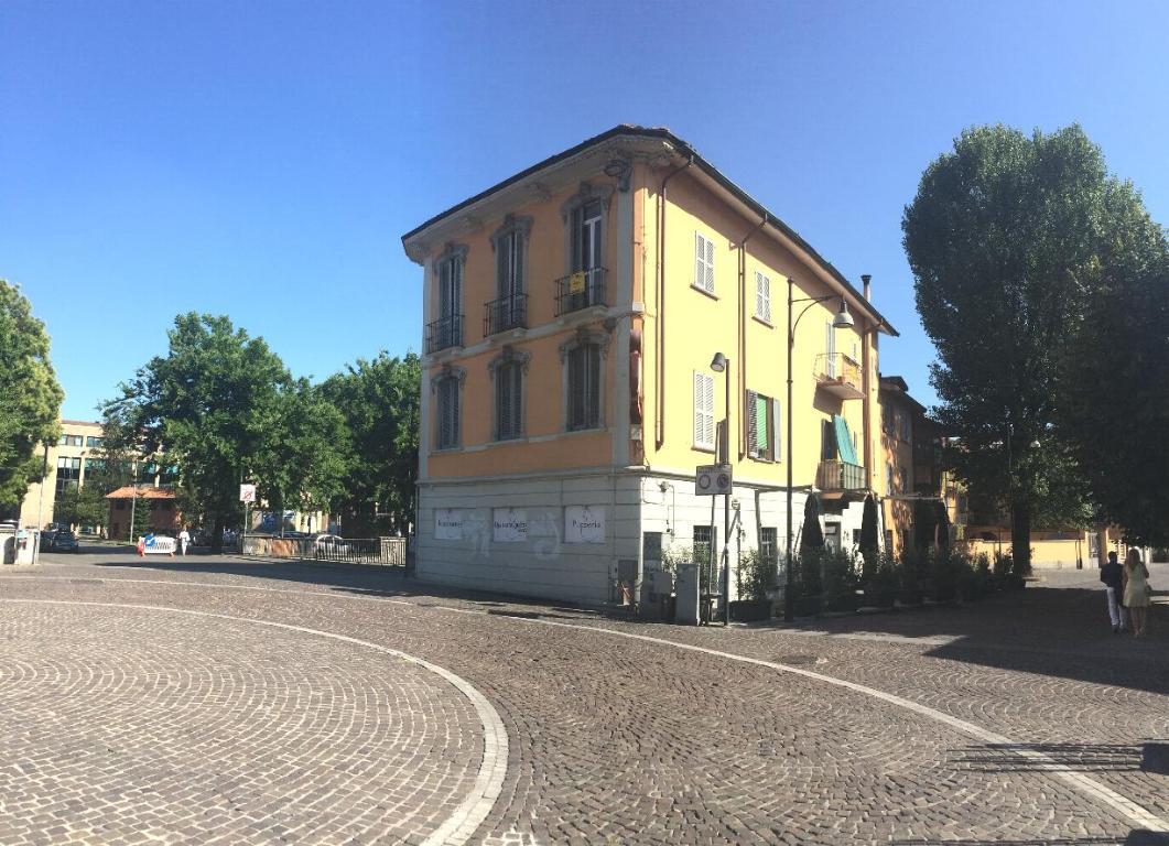 Monza centro - AFFITTASI appartamento arredato 3 locali