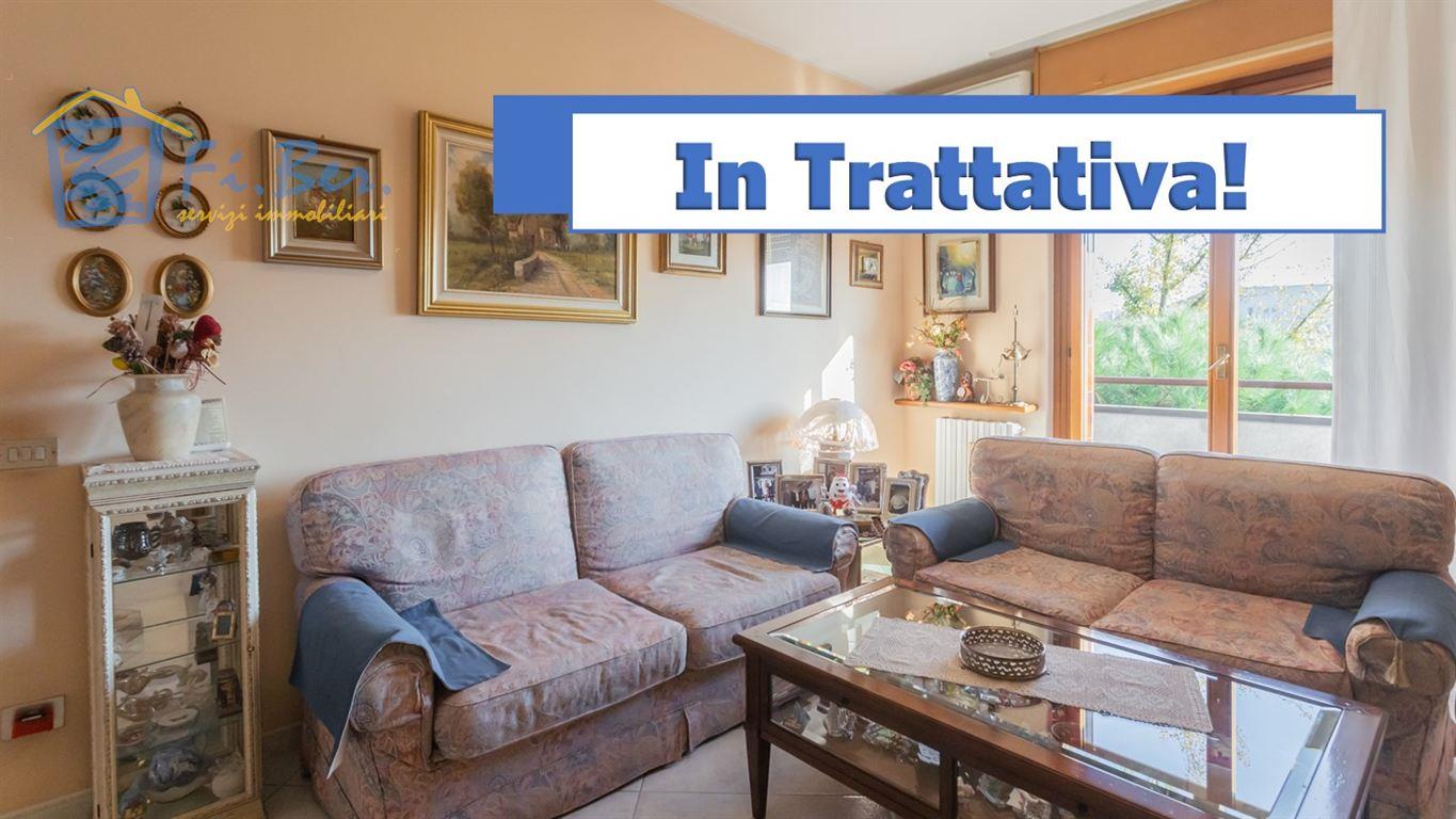 Pioltello, Via Aldo Moro - 4 LOCALI con Box