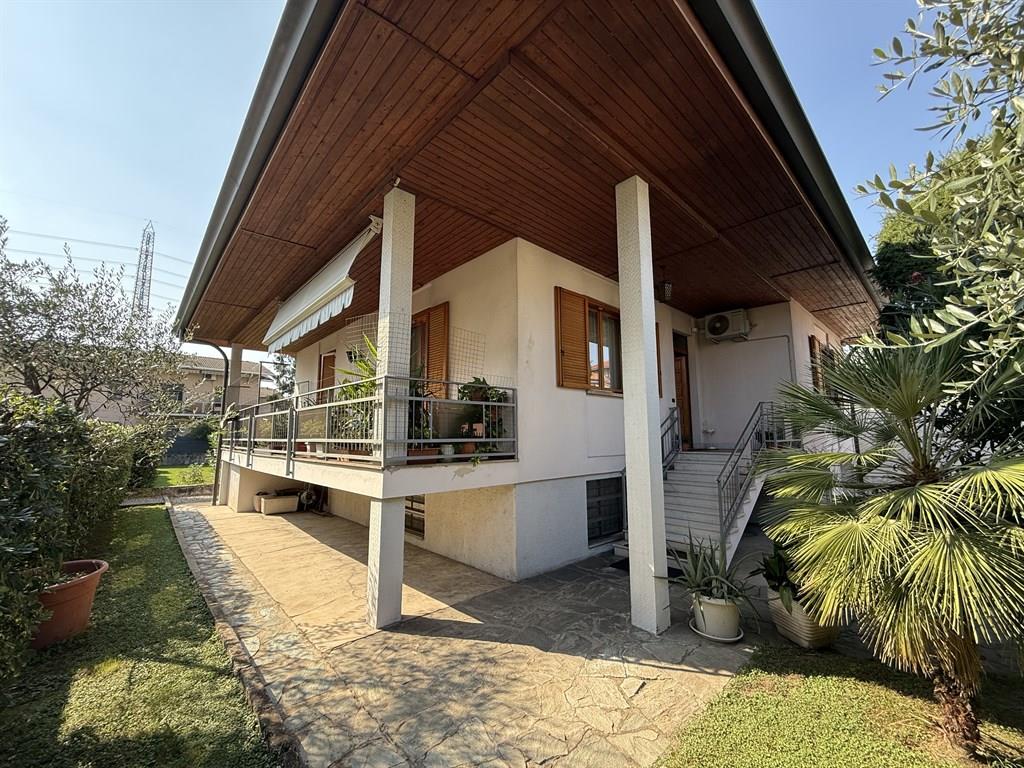 VILLA SINGOLA