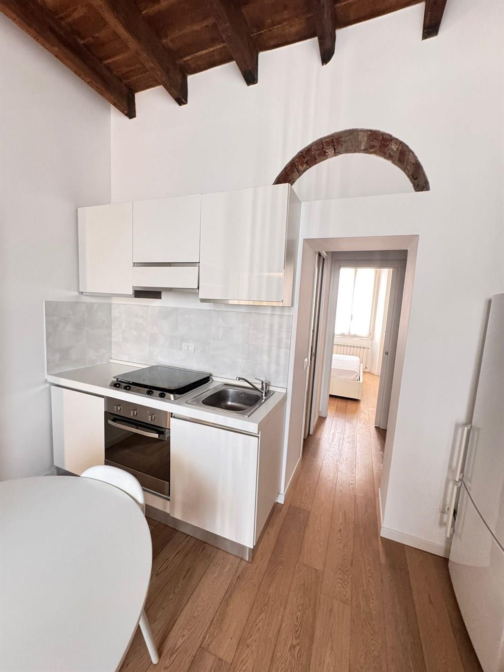 Zona Isola: Bilocale panoramico, ristrutturato ed arredato. € 1.400 mensili spese incluse - Per informazioni e/ appuntamenti: Milano Servizi Immobiliari srl - Tel. 02.688.08.11 r.a. - zorzini@milanoservizi.eu