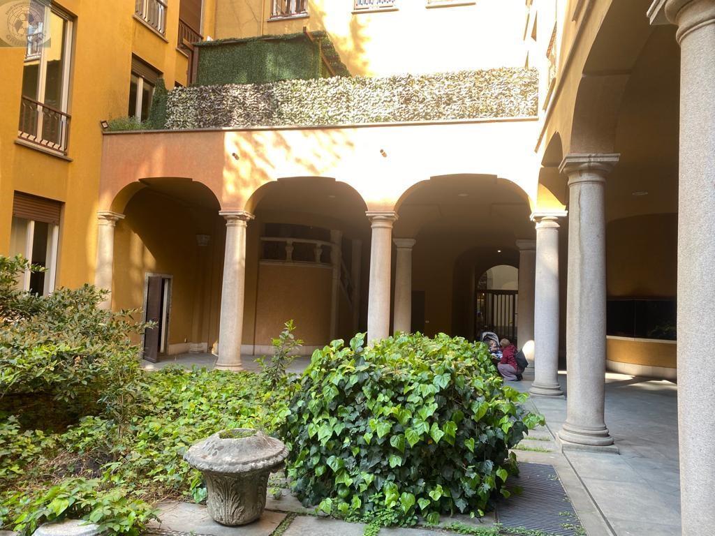 Milano DUOMO - AFFITTASI appartamento bilocale arredato