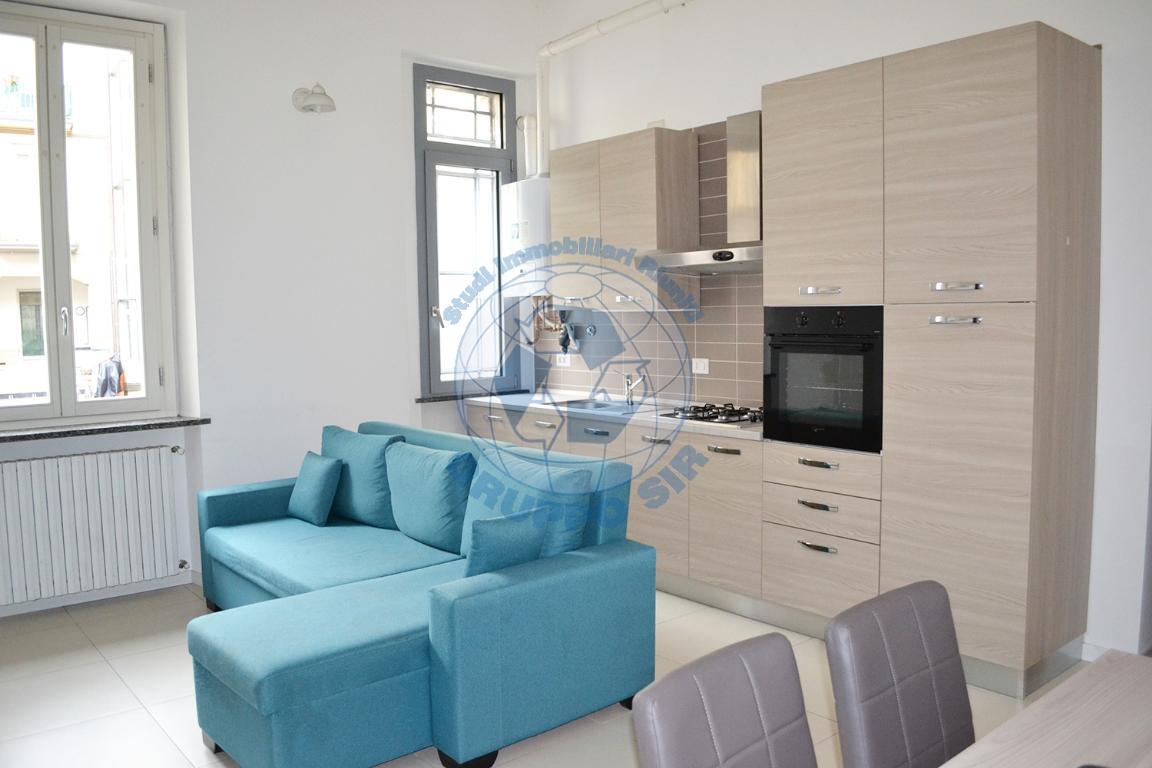 Bilocale completamente arredato in centro Monza