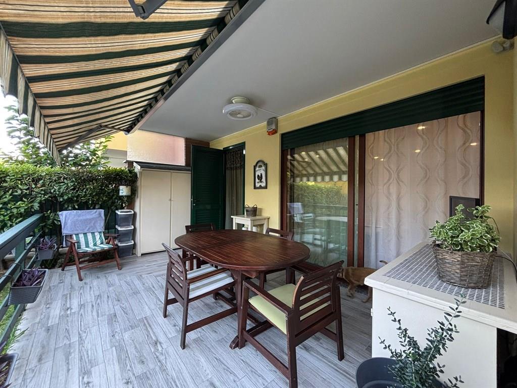 TRILOCALE CON AMPIO GIARDINO PRIVATO
