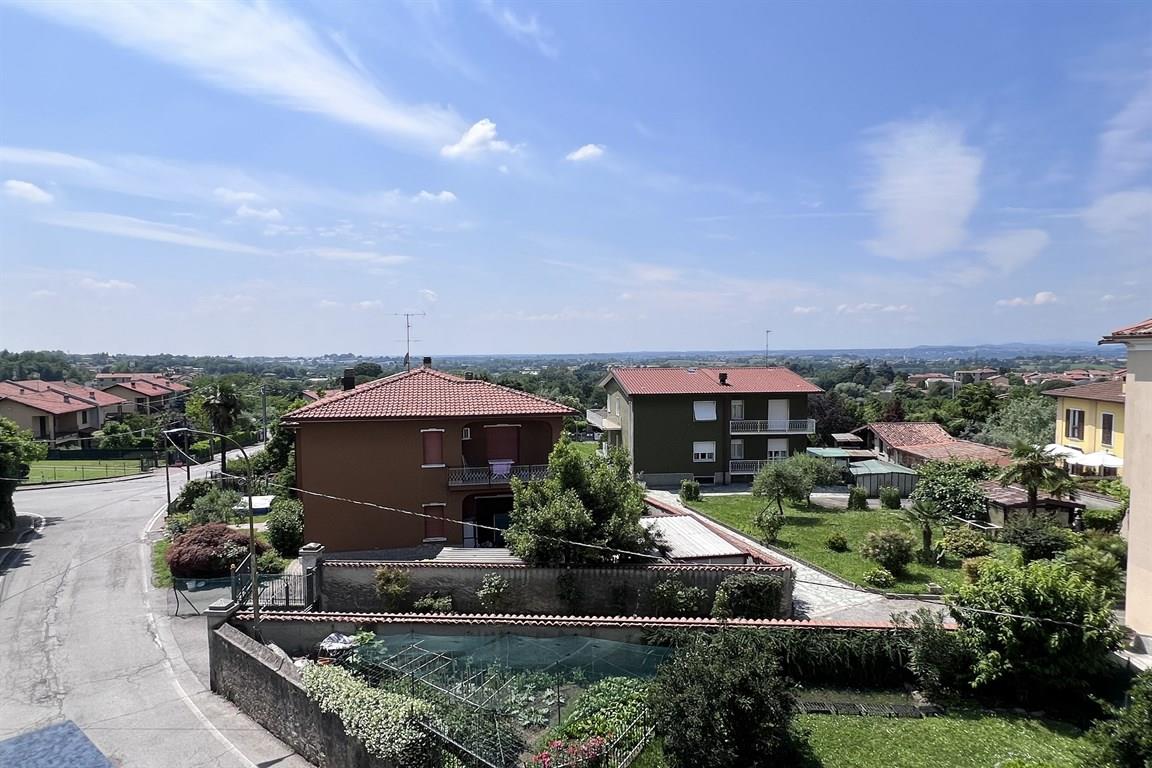 MONOLOCALE CON CUCINA ABITABILE E POSTO AUTO RISERVATO