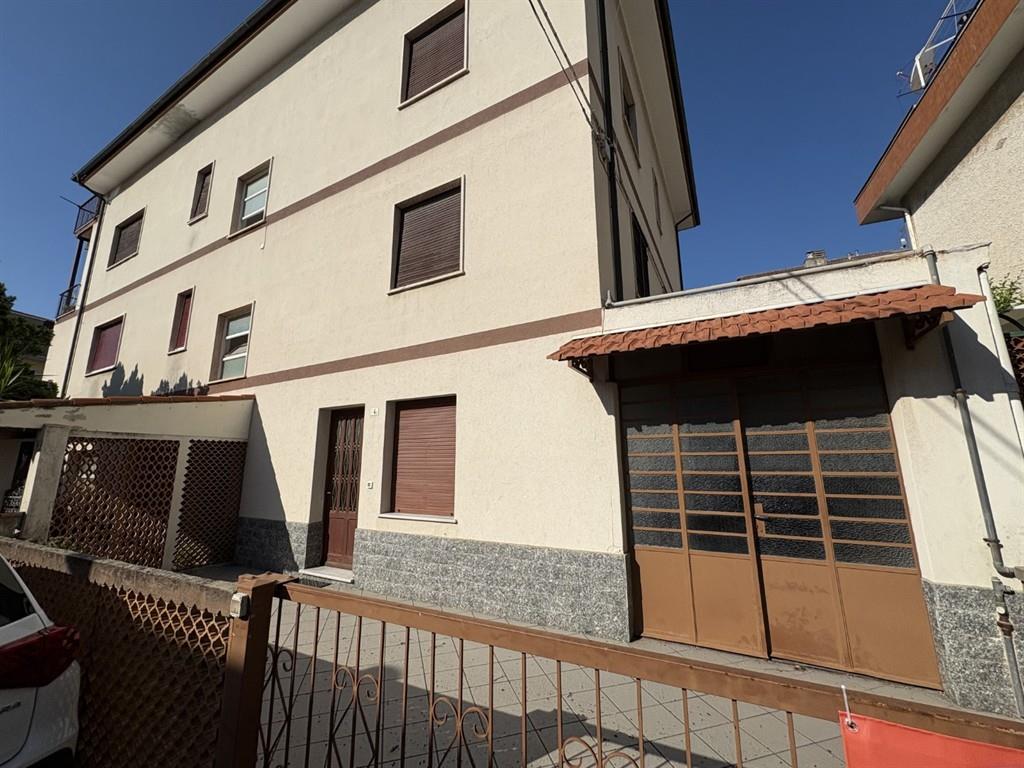 Ampio Quadrilocale Loano 300 MT dal Mare