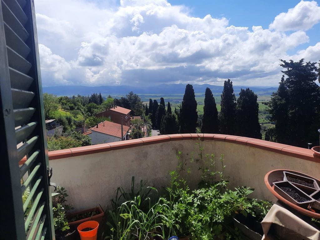 Colognole ottimo piano primo di palazzina