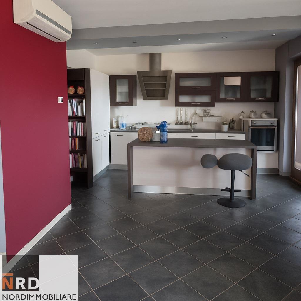 Splendida VILLA BIFAMILIARE di oltre 200 mq