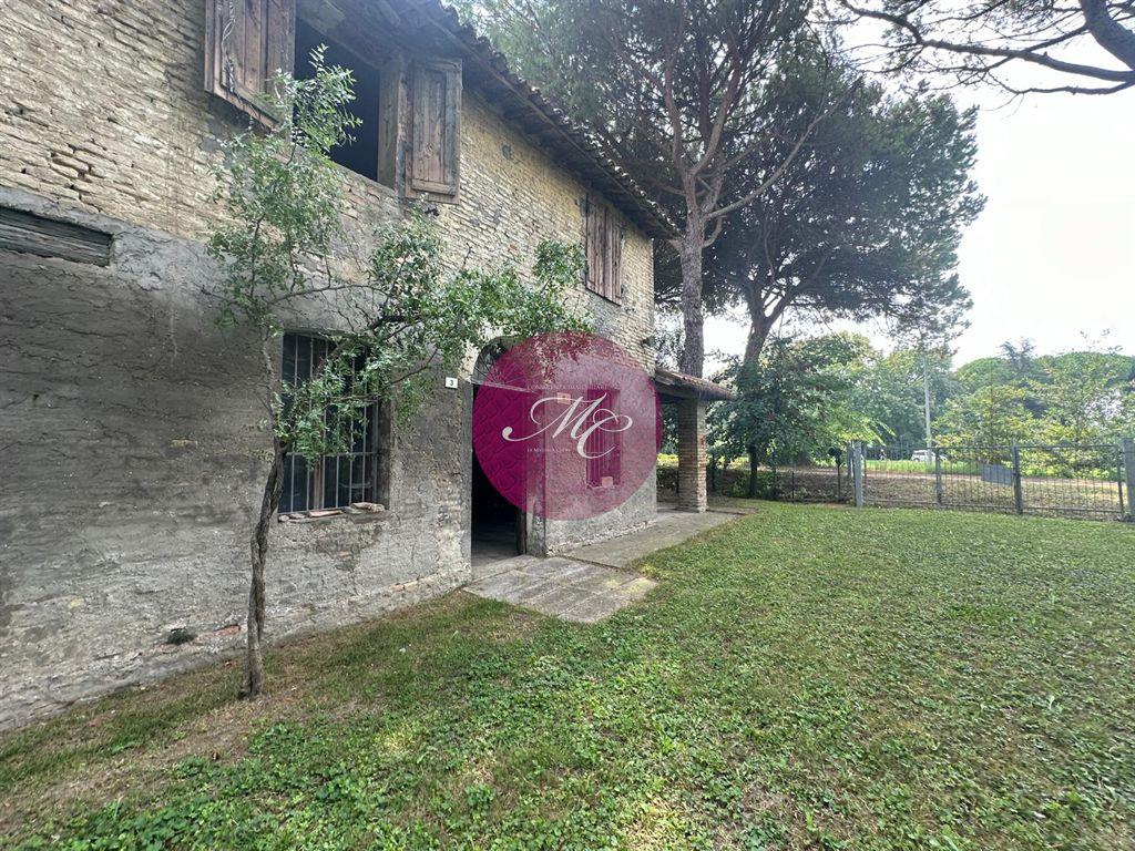 SAN BARTOLO (RA) - Rustico-Casale unifamiliare con parco di 2400 mq