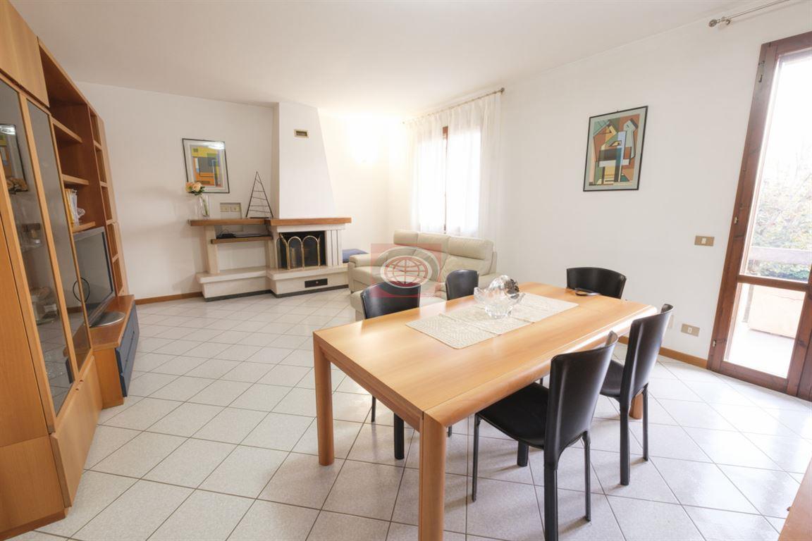 CESENA - S. EGIDIO (VSC507): villetta a schiera di testa con ampio giardino.