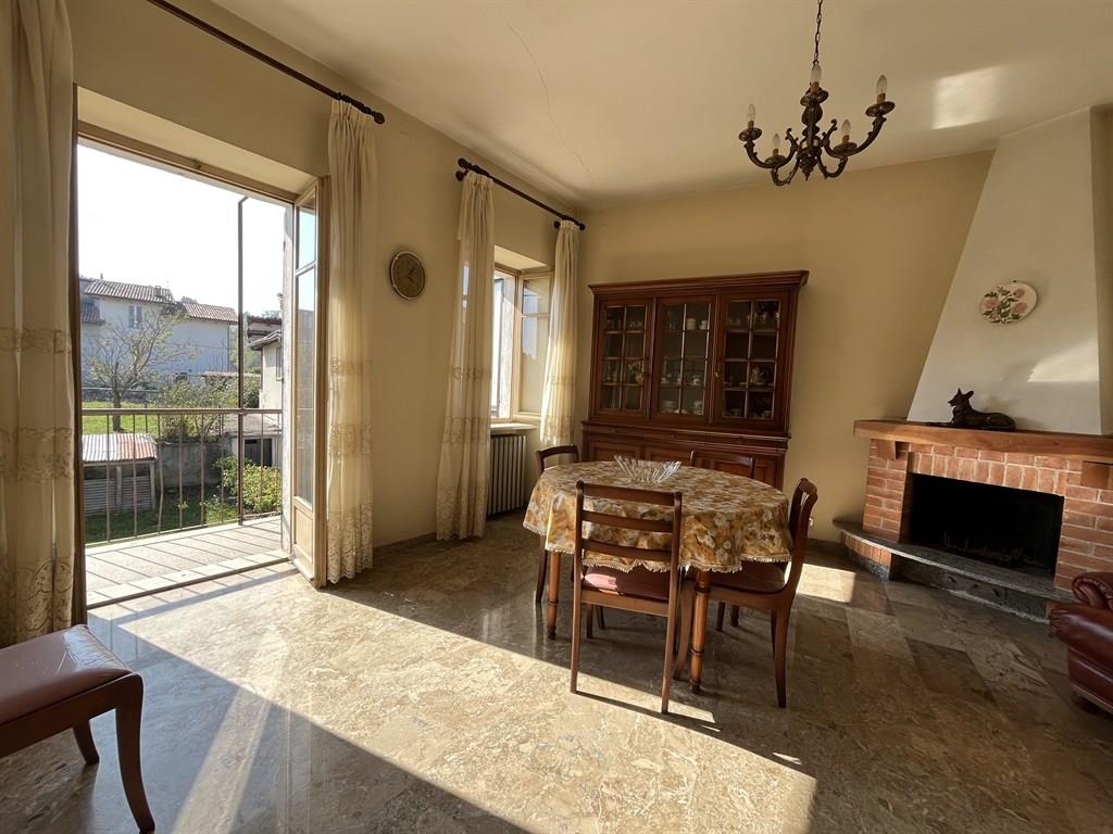 Lesegno (CN), casa semindipendente con giardino privato