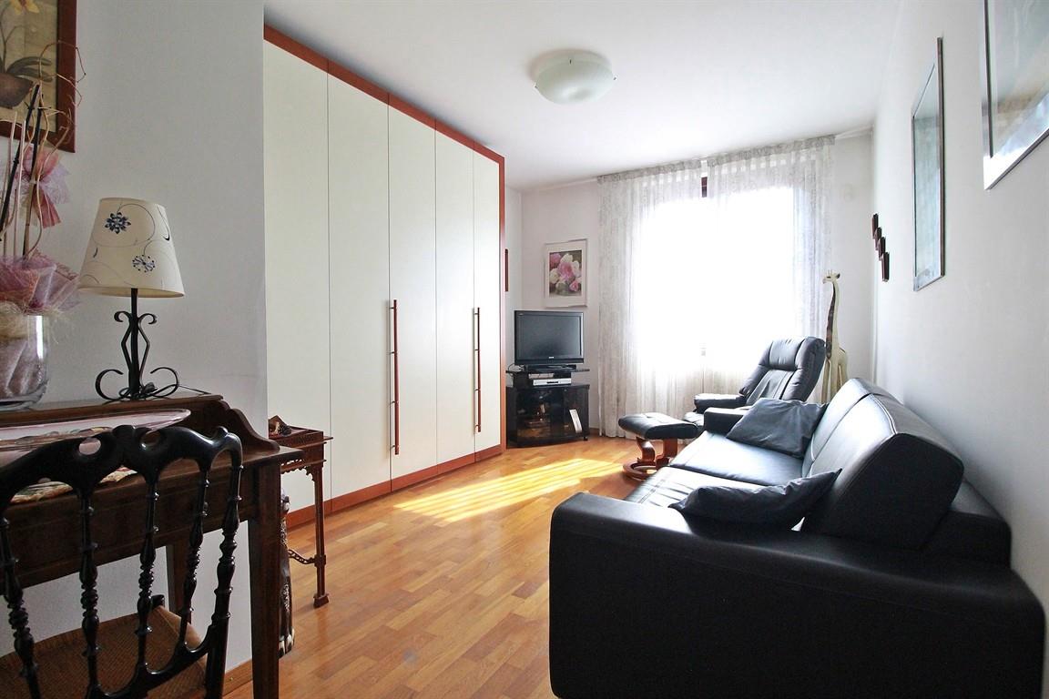 VIMERCATE CENTRO UFFICIO/STUDIO PROFESSIONALE IN VENDITA