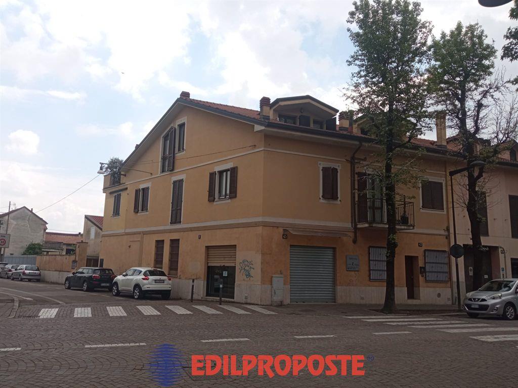Ottimo 2 locali più servizi senza spese!