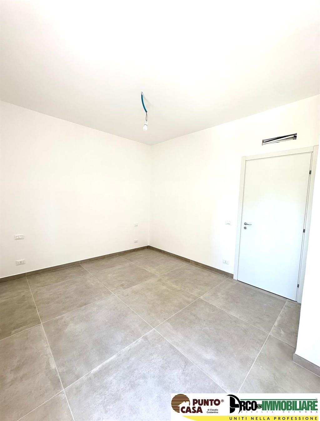 AFFITTASI BIVANI RISTRUTTURATO IN VIA D'AMELIO - ZONA VIA SAMPOLO/CIRRINCIONE/FIERA