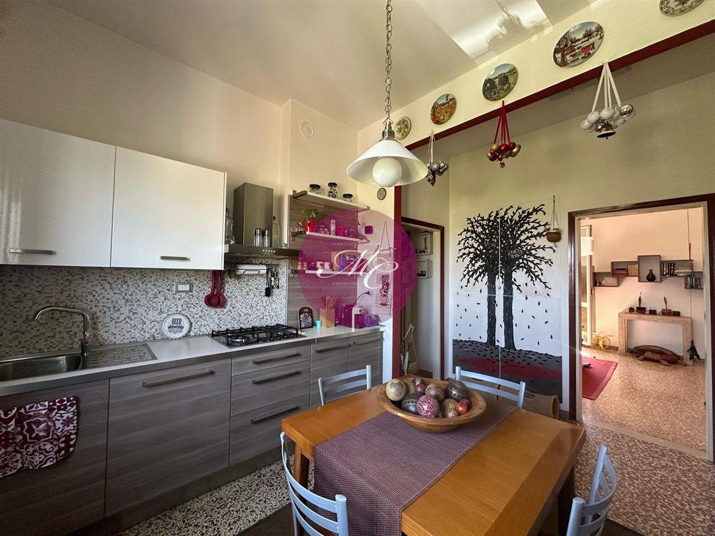FRAZIONE SANTO STEFANO (RA) - AMPIO APPARTAMENTO CON GARAGE IN ZONA RESIDENZIALE TRANQUILLA