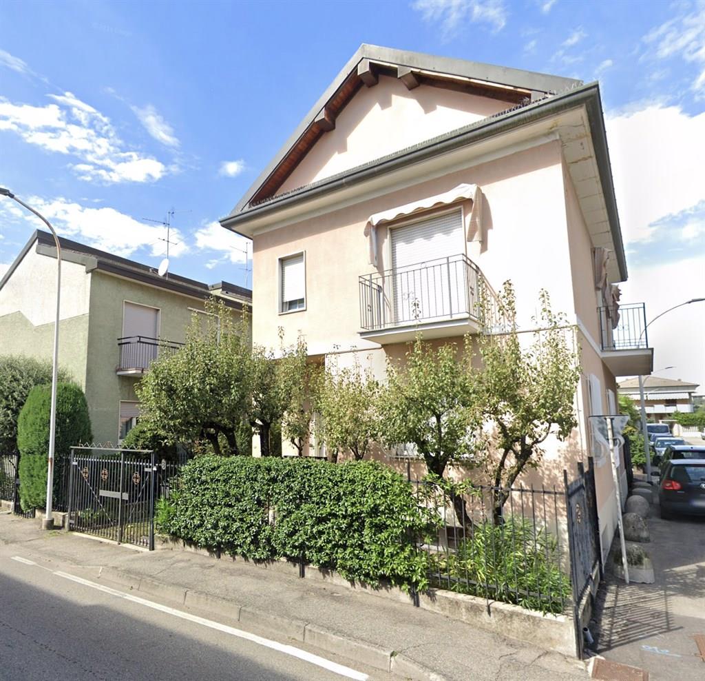 Casa Indipendente Terra-Cielo con giardino a Seregno