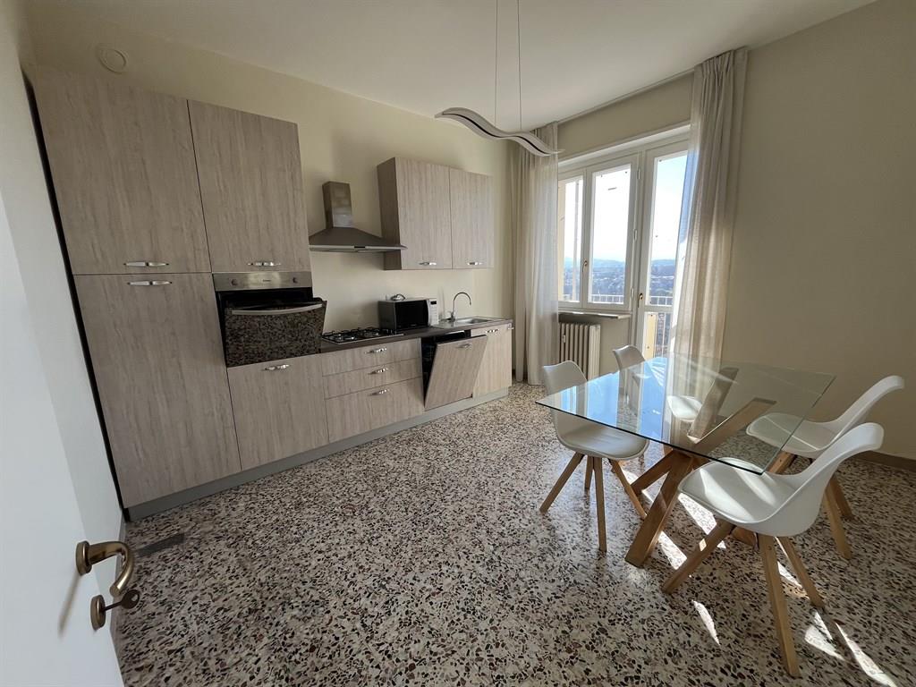 Mondovì (CN), appartamento panoramico, arredato