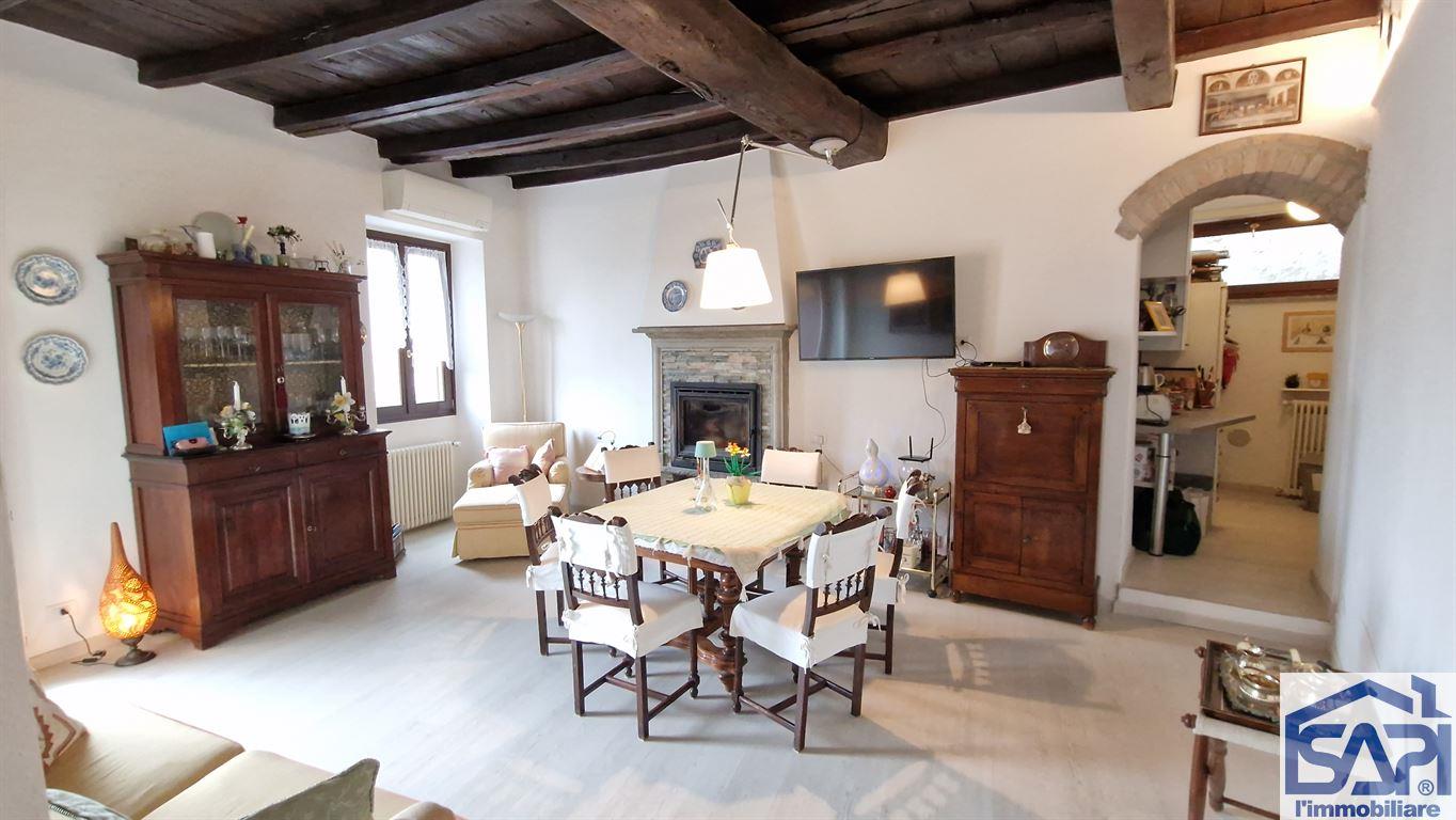 CASA INDIPENDENTE SU UNICO LIVELLO SENZA SPESE CONDOMINIALI