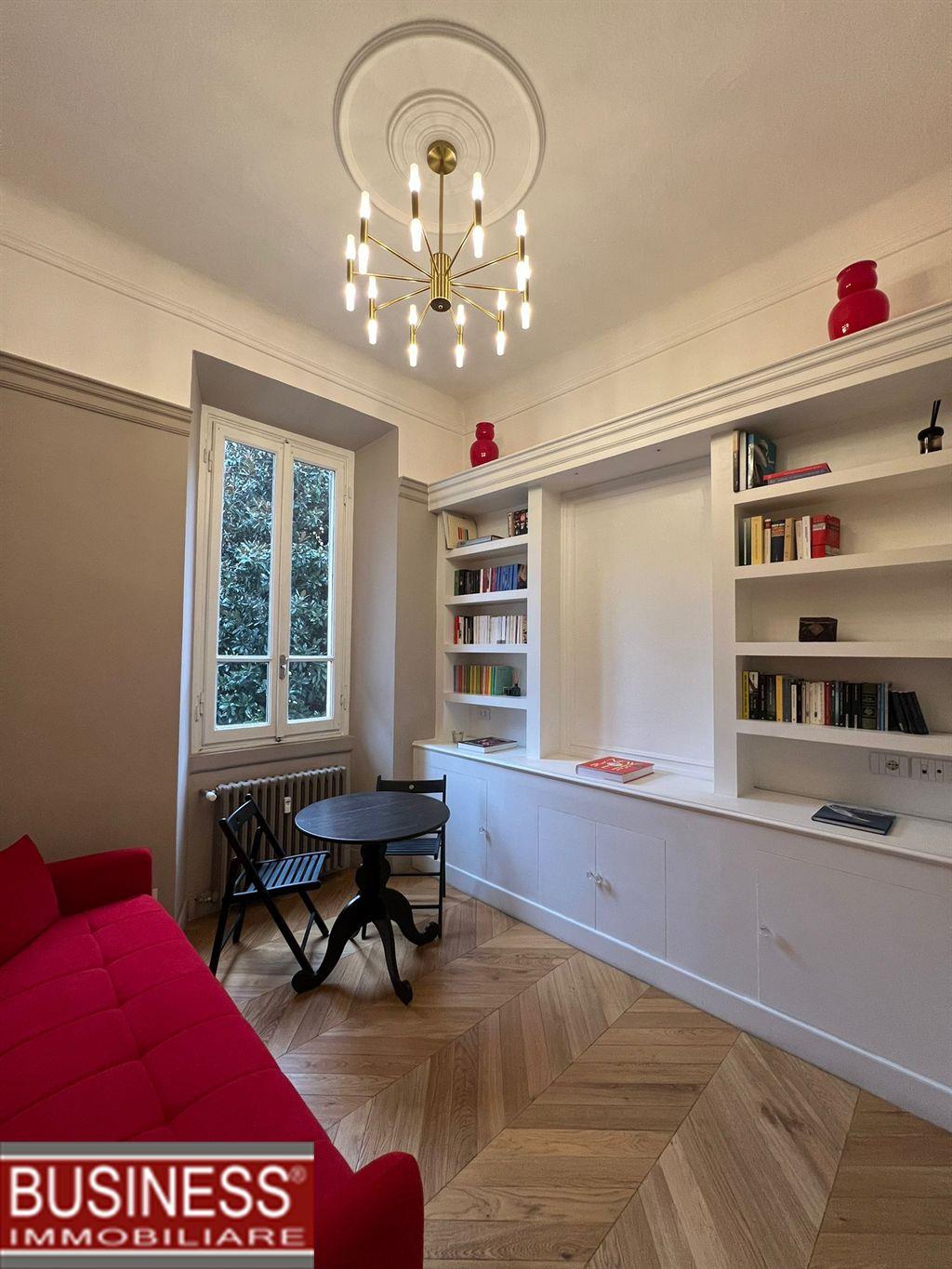 MILANO, BOCCONI - PRESTIGIOSO TRILOCALE BEN ARREDATO