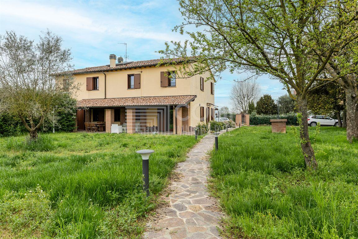 CASTEL BOLOGNESE