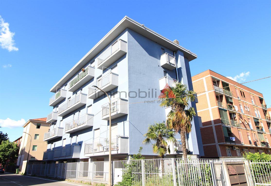 AFFITTASI - Ampio 3 locali con box e cantina - NON ARREDATO