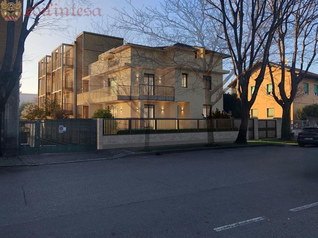 STUPENDO TRILOCALE CON GIARDINO IN NUOVA E RAFFINATA PALAZZINA A POCHI PASSI DALLA STAZIONE E CENTRO MONZA