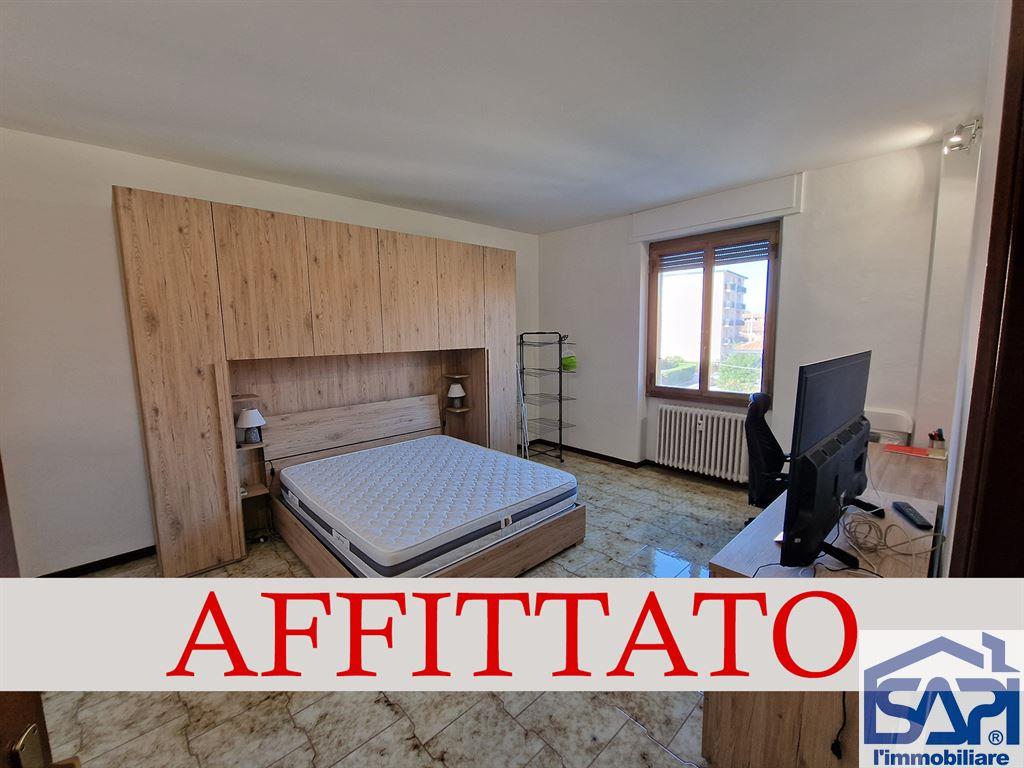 Appartamento in affitto con 2 camere da letto e cucina abitabile