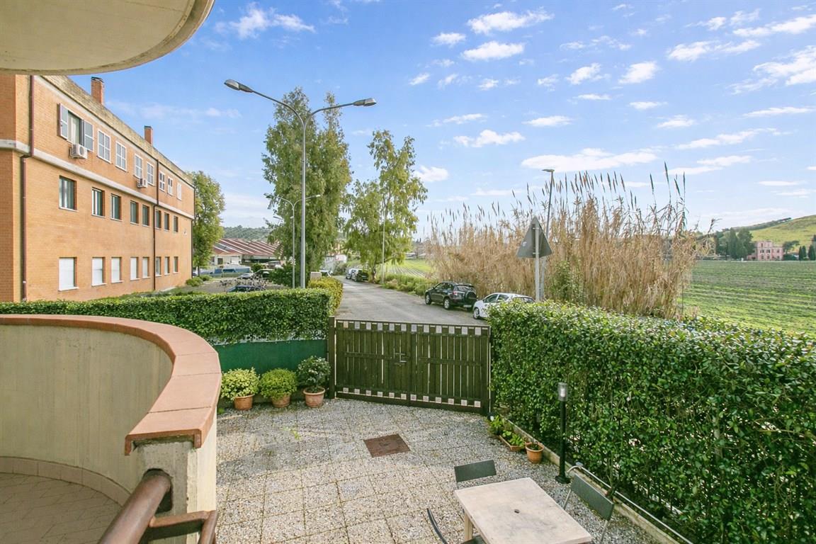 Trilocale con giardino - Via Monte Grappa