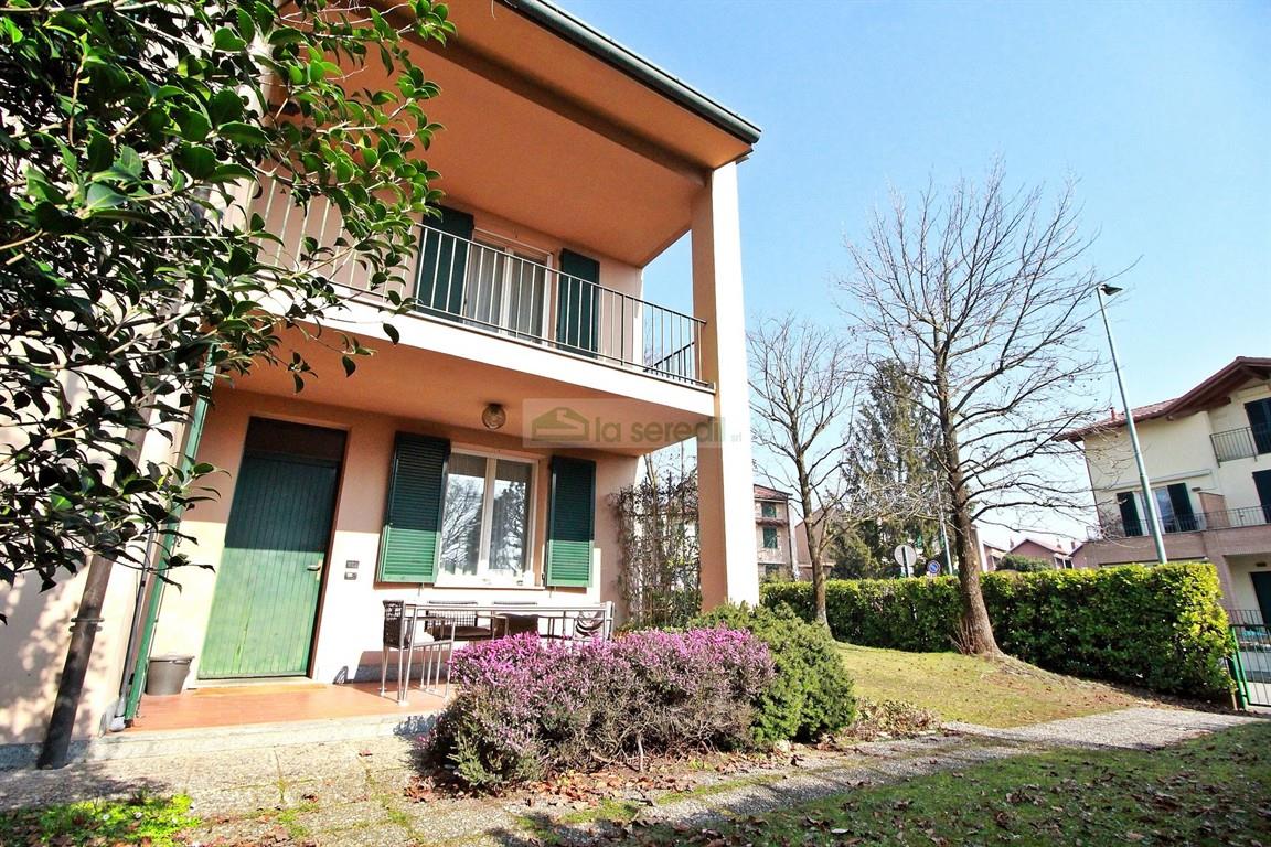 CASATENOVO - VILLA BIFAMILIARE
